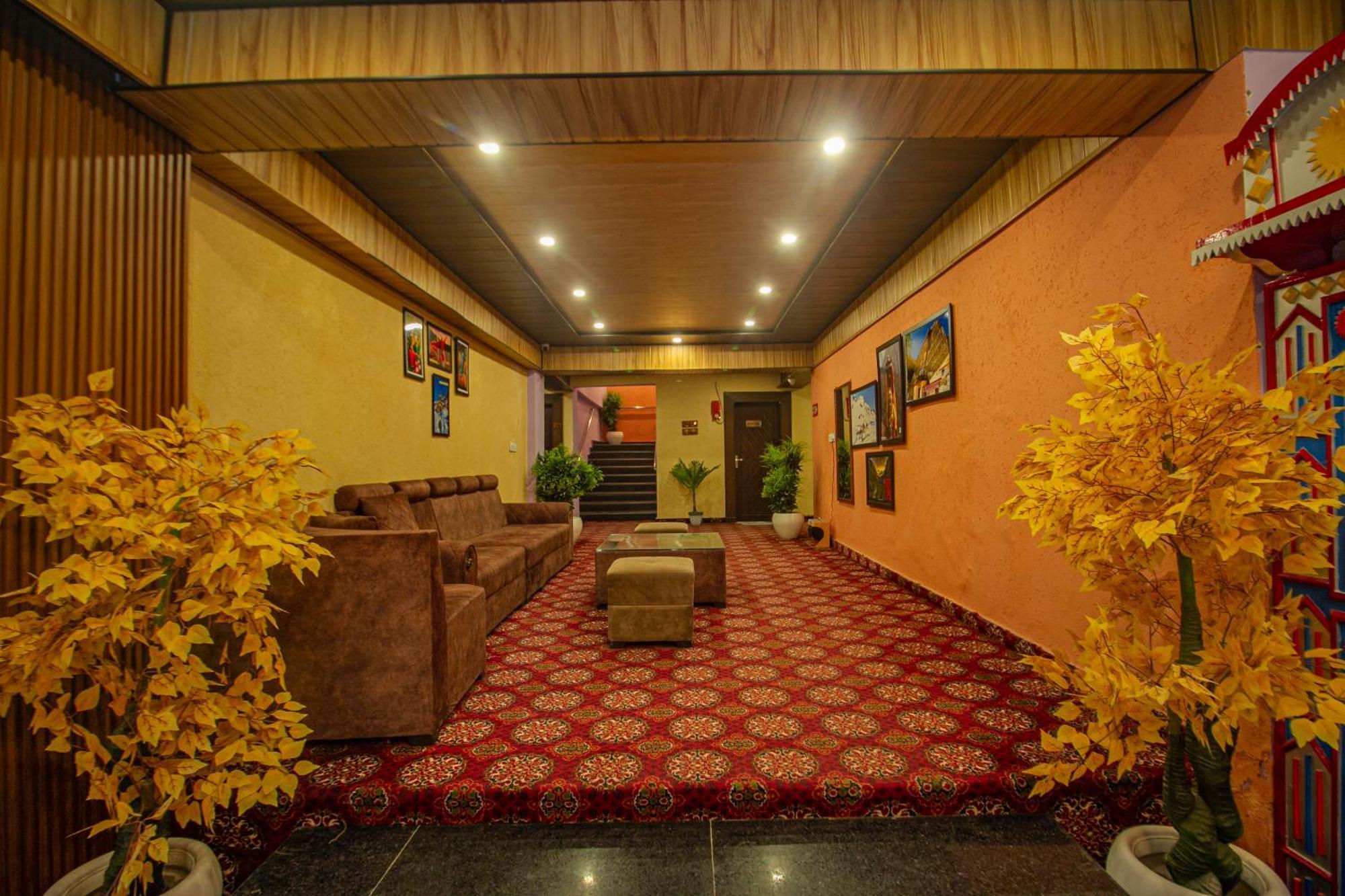 Amritara The Avadh Hotel Badrinath Buitenkant foto